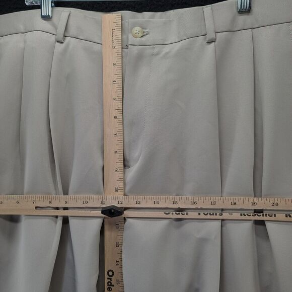 Van Heusen Mens Traveler Pants Beige Size 40 100% Polyester Zip Button Closure - Picture 4 of 12